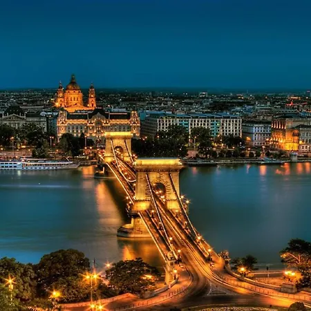 Little Americas Interstate Apartments Budapest Exterior photo